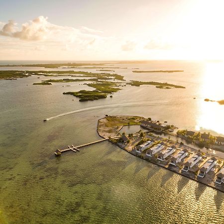 Turtle Island Resort San Pedro  Bagian luar foto