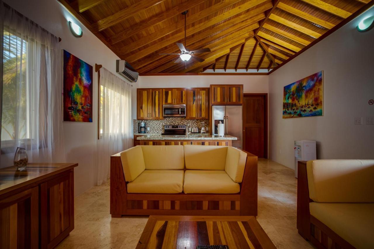 Turtle Island Resort San Pedro  Bagian luar foto