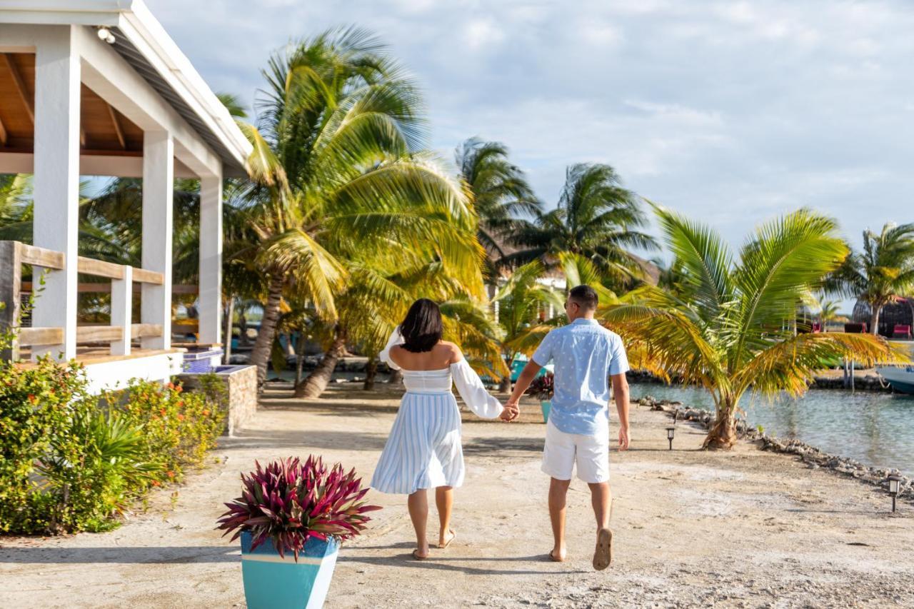 Turtle Island Resort San Pedro  Bagian luar foto