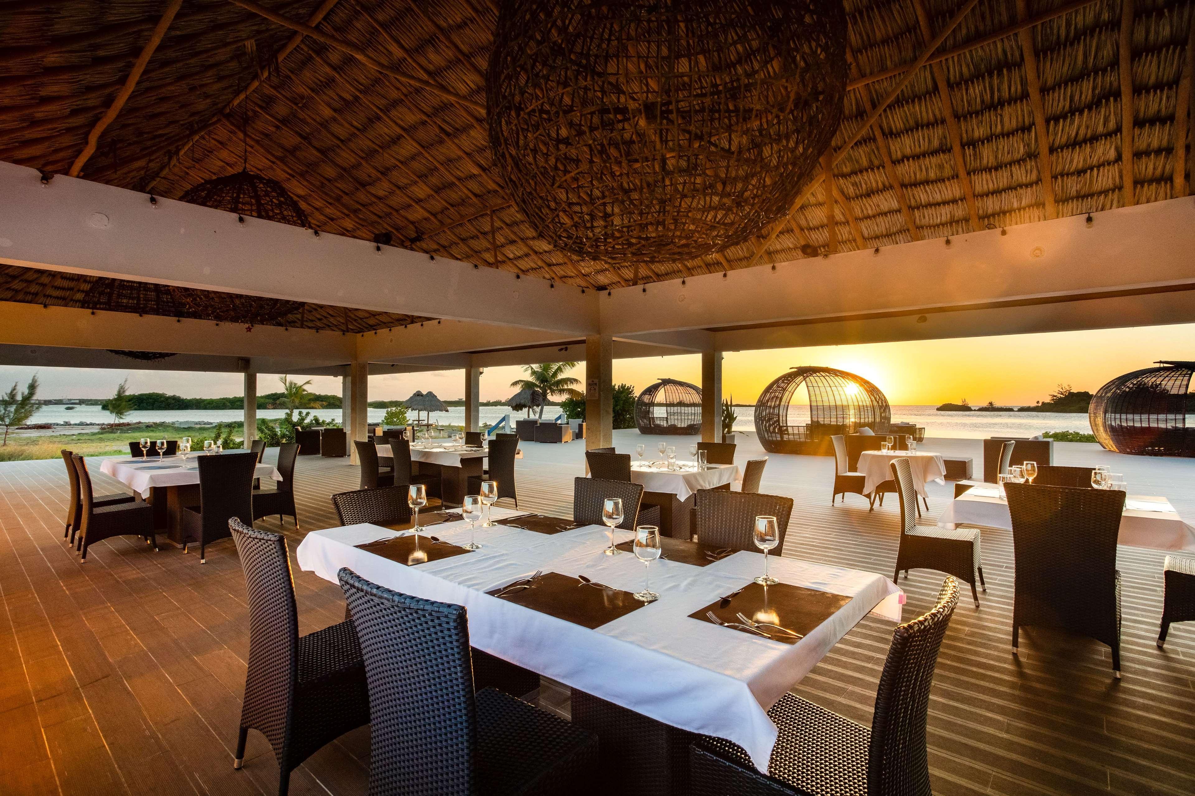 Turtle Island Resort San Pedro  Bagian luar foto