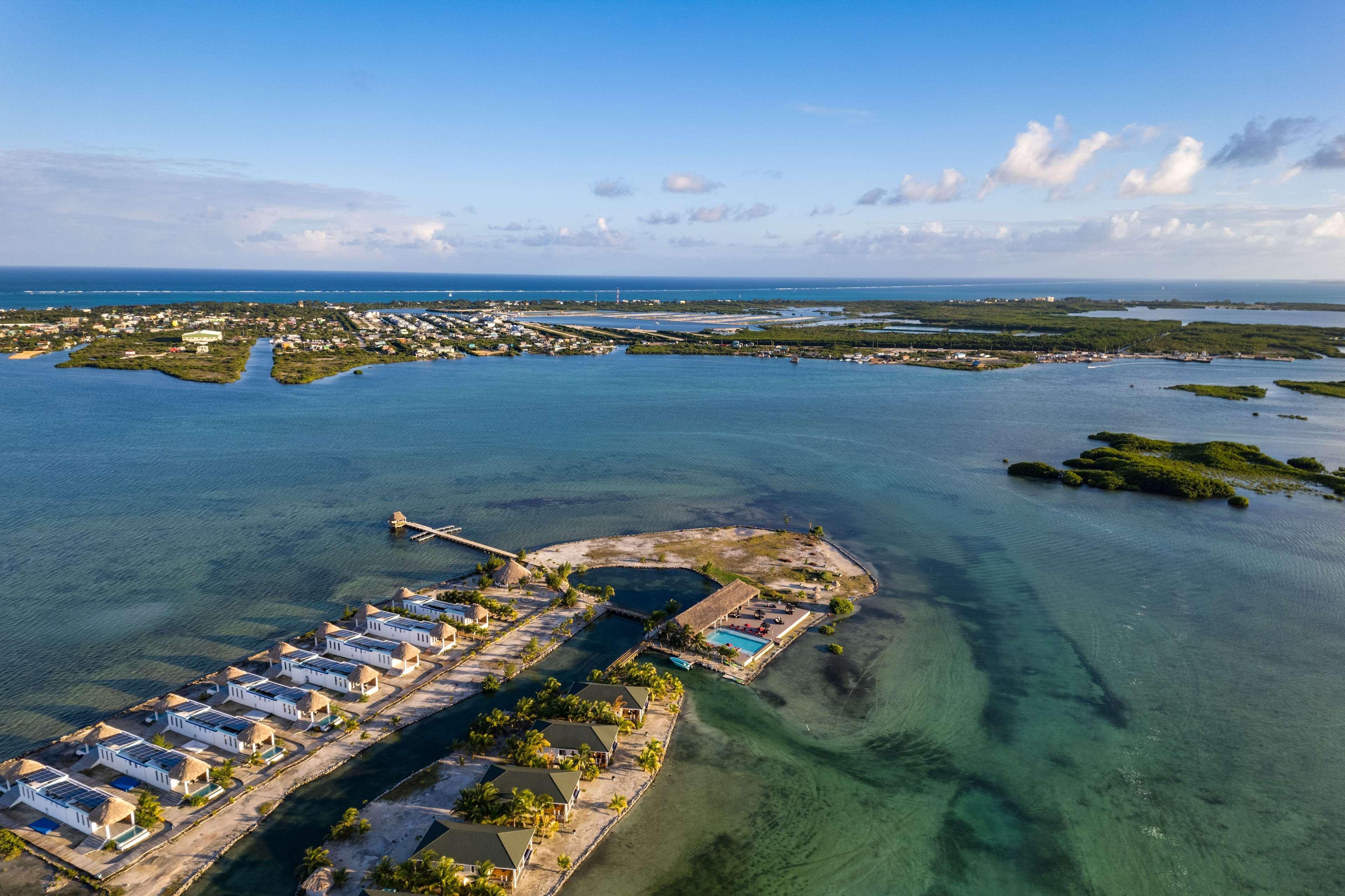 Turtle Island Resort San Pedro  Bagian luar foto